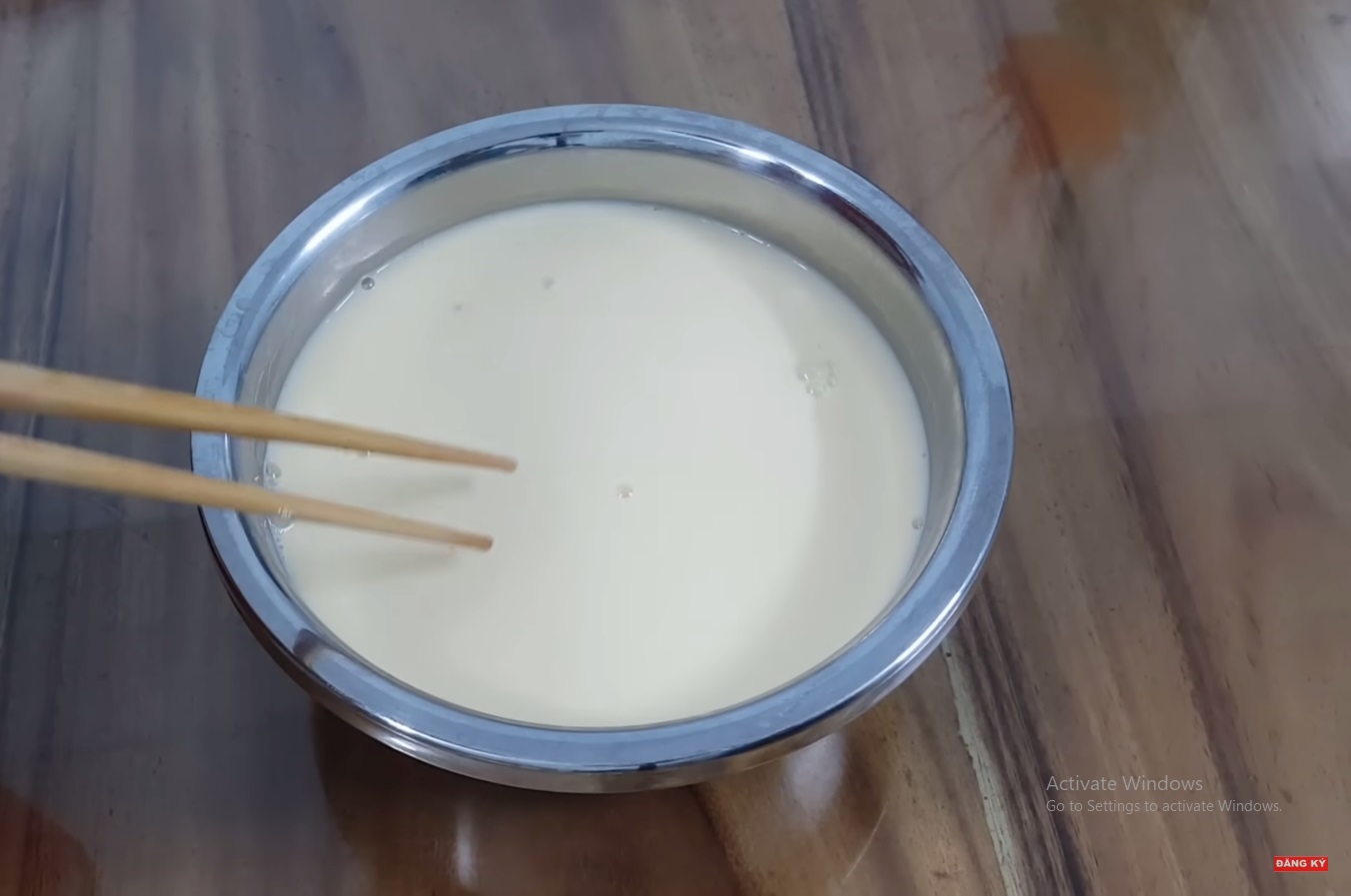 Cách làm bánh flan đơn giản tại nhà mềm thơm không tanh không rỗ - 14