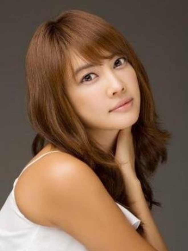 Mới 100 ngày tuổi, con gái sao nữ đã đeo vàng nặng trĩu tay, dân mạng nhìn mà sốc - 9