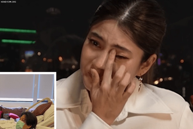 Margie khóc khi xem video chia sẻ của chồng trước khi nhập viện.