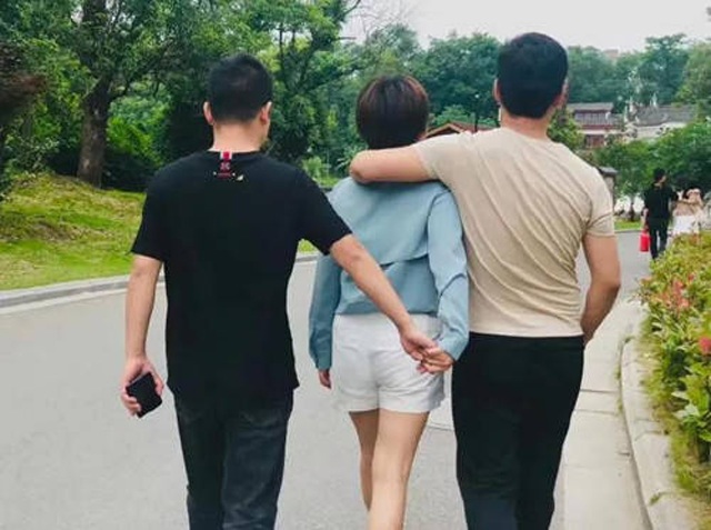 Chồng bắt gặp vợ amp;#34;lên giườngamp;#34; với bạn thân, chẳng những không đánh ghen mà còn đưa ra yêu cầu không tưởng - 2