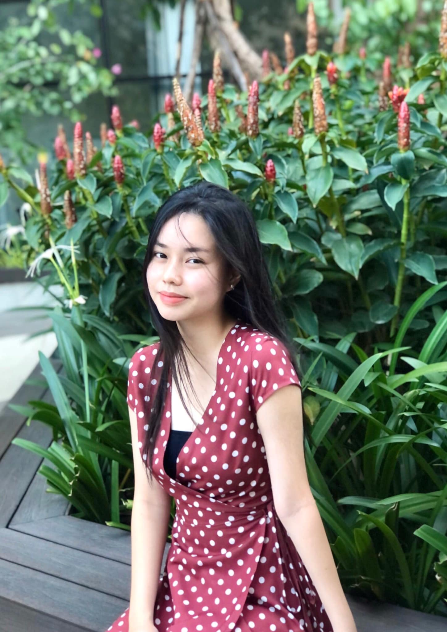 Vbiz tương lai có thêm một Hoa hậu tựa Phạm Hương, vừa đón tuổi 18, nhan sắc nàng thơ, làn da không tì vết - 10
