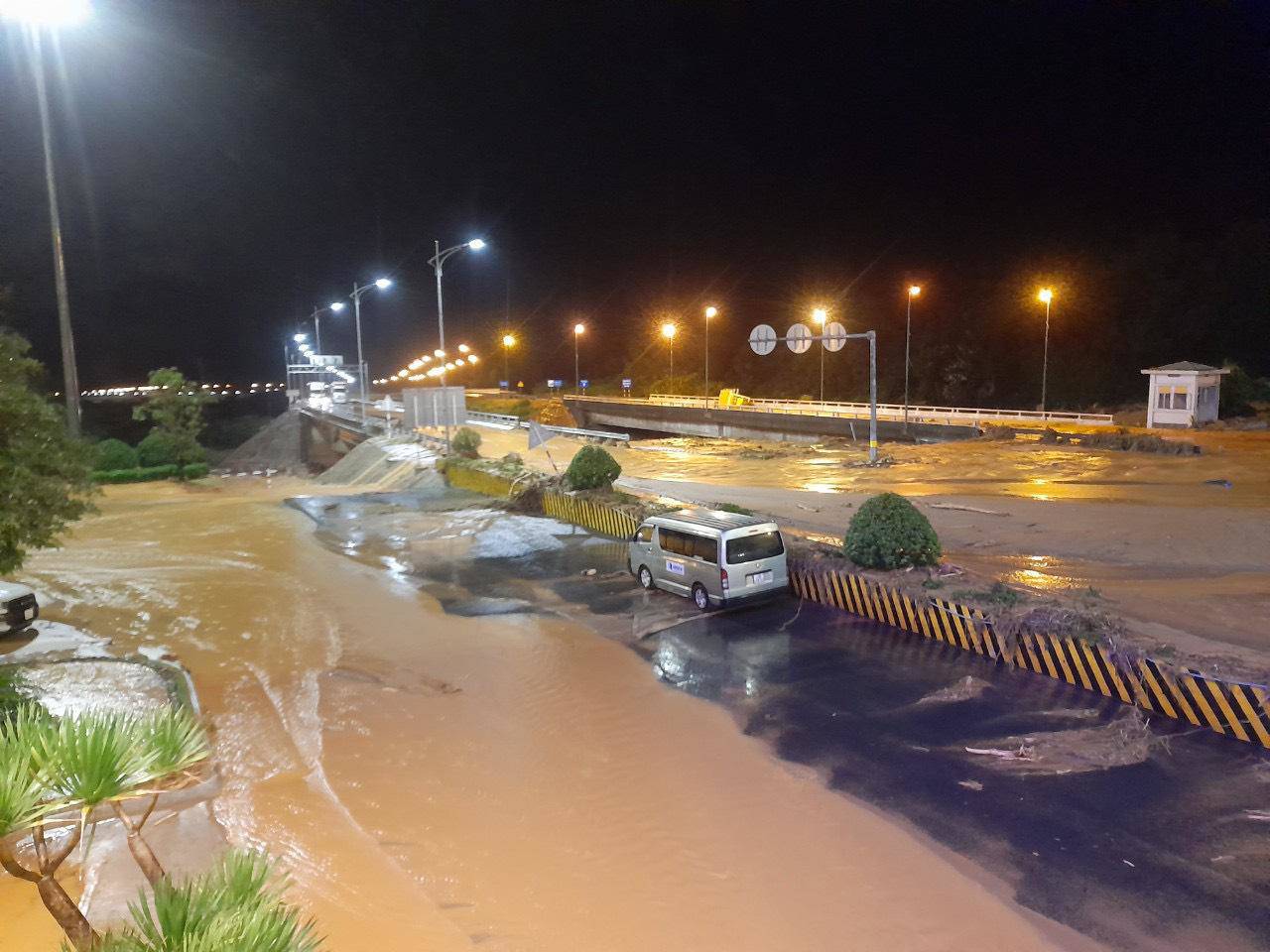 img src/upload/4-2022/images/2022-10-15/1665800822-938211d3b8e93ea43bfb2a2bcc9666e7.jpg width660 /