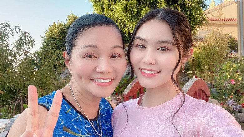 Con gái NSƯT Ngọc Huyền vừa xinh vừa giỏi, ở Mỹ nhưng về Việt Nam có thể vào hội “Hoa hậu tương lai” với con gái Quyền Linh - 1