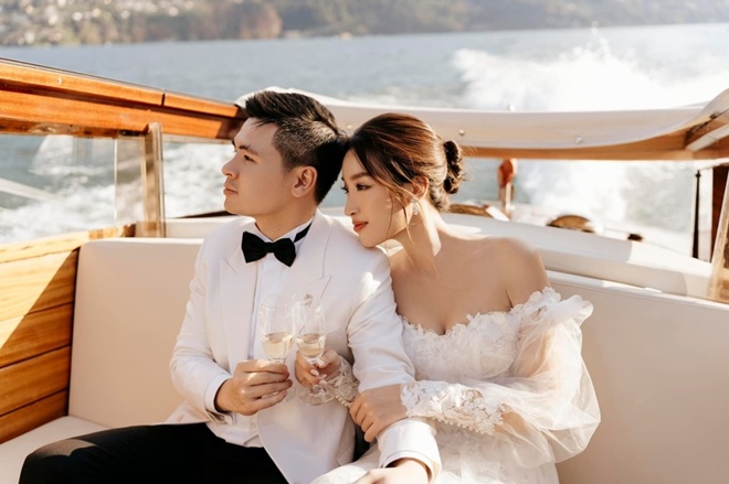 Lan truyền ảnh thiệp cưới cùng loạt quy định khắt khe trong hôn lễ của Đỗ Mỹ Linh và thiếu gia nghìn tỷ - 3