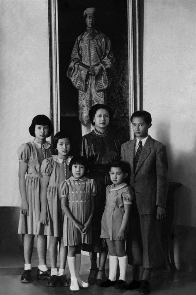 Nơi an nghỉ hiu quạnh của Nam Phương Hoàng hậu, cuối đời ra đi trong cô độc nơi xứ người - 2