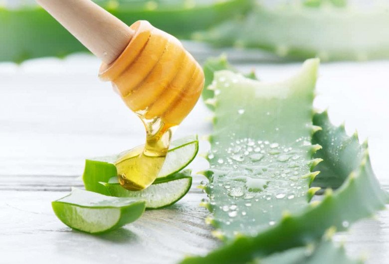 Nên lưu ý rằng, những phương pháp này chỉ để sơ cứu cho những trường hợp bỏng nhẹ, nếu bỏng quá nặng, chị em cần phải đến những cơ sở y tế ngay để kịp thời chữa trị.