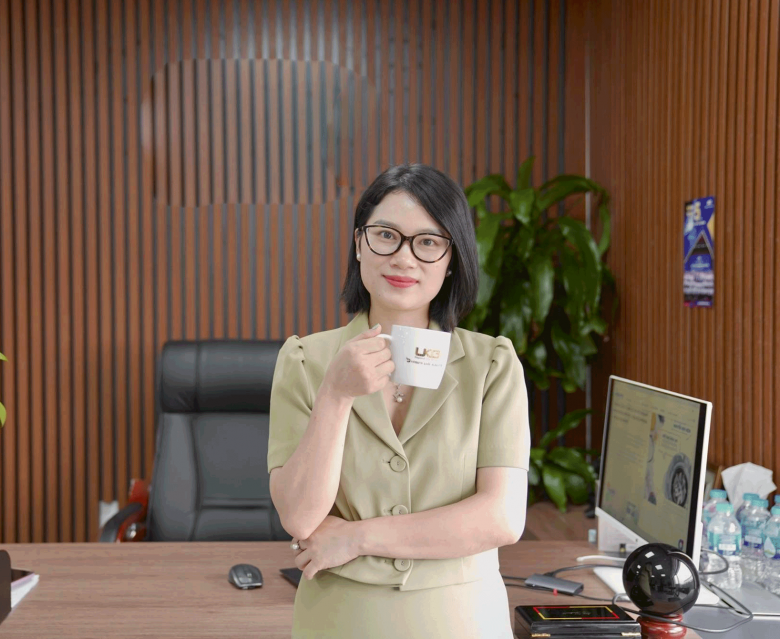 Chị Hòa Bùi.