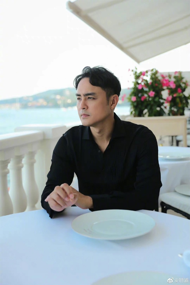 Minh Đạo gần như thất thế sau khi anh trai giết vợ rồi tự tử.