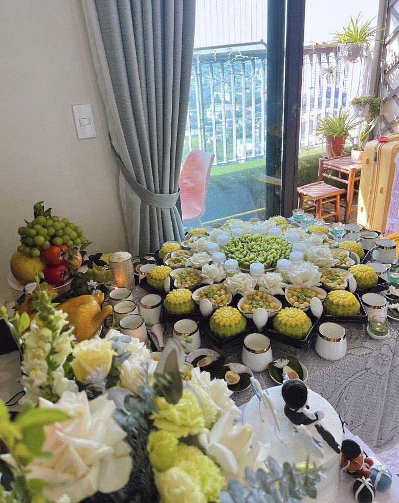 Học trò cưng HLV Park Hang Seo vừa lên chức bố đã hội quân, vợ hotgirl ở nhà làm đầy tháng con hoành tráng - 2