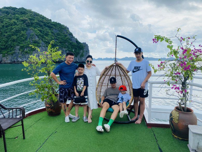 Cô vợ có làn da trắng ngần của BTV Quang Minh kể chuyện nuôi 4 cậu con trai: Các con rất ngưỡng mộ bố - 5