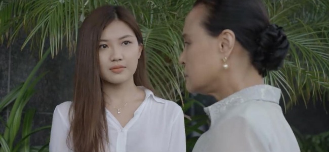 amp;#34;Mẹ chồng quốc dânamp;#34; trong phim Việt: Người không trách con dâu ngoại tình, kẻ đánh ghen hộ cực sang chảnh - 11