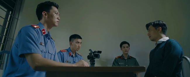 Phim giờ vàng VTV của Hồng Diễm hé lộ amp;#34;người đàn ông siêu hóng chuyệnamp;#34;, ngã ngửa khi biết danh tính - 4