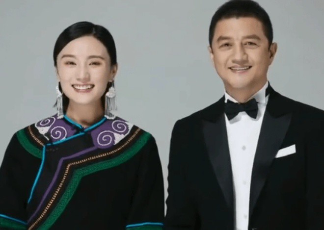 Kim Hỷ là vợ hai của Lý Á Bằng.