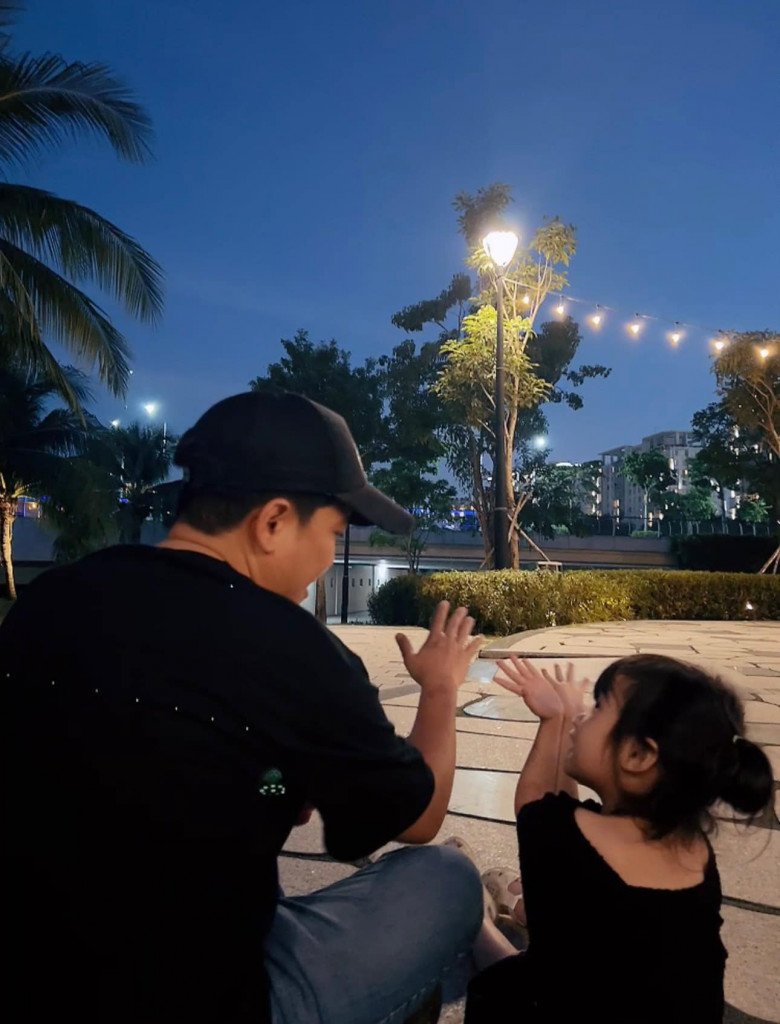 Sao Việt 24h: Vợ cũ Hoài Lâm phản ứng amp;#34;gắtamp;#34; khi bị chê mất hết nhan sắc, khuyên sinh thêm con - 11