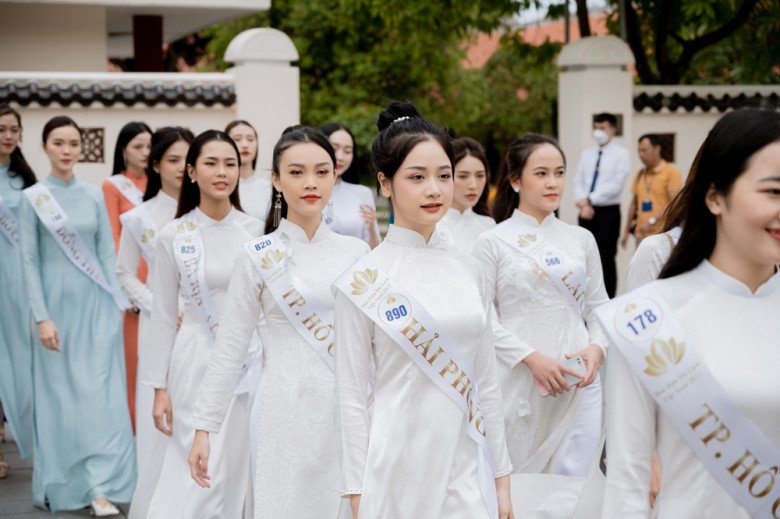 Chuyên gia catwalk amp;#34;xuất khẩuamp;#34; Hoa hậu Quốc tế đầu tiên của Việt Nam hé lộ bí mật công thức làm nên hoa hậu - 7