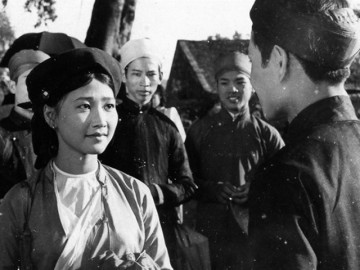 Đằng sau quy tắc “nam nữ thụ thụ bất thân” thời xưa: Trai gái không được động chạm cơ thể, không ngồi gần nhau