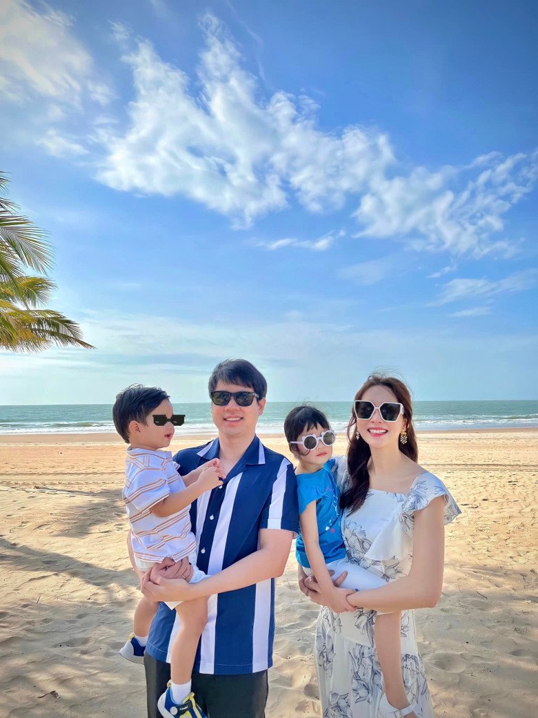 Được trưởng thành trong tình yêu của bố và mẹ, các con của Đặng Thu Thảo đáng yêu, thông minh, lanh lợi.