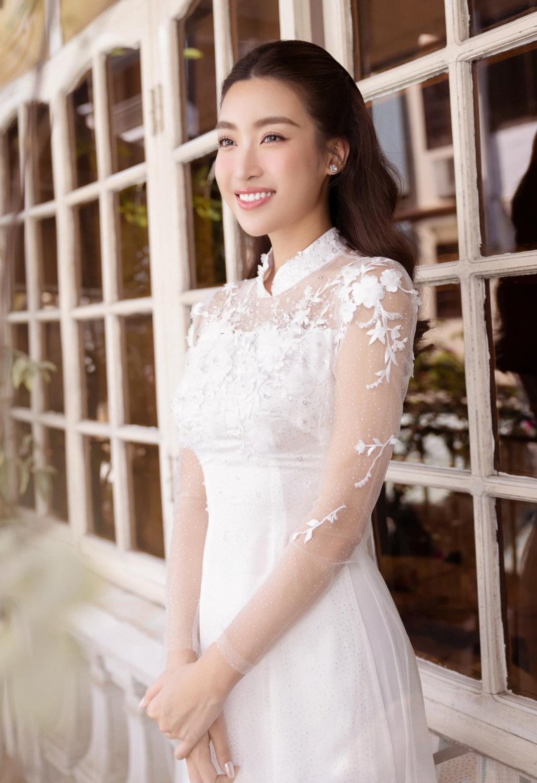 Độc quyền Đỗ Mỹ Linh sẽ diện tà áo dài cưới giản dị nhất được