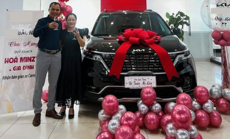 Đây là món quà báo hiếu của nữ ca sĩ dành tặng cho bố mẹ.