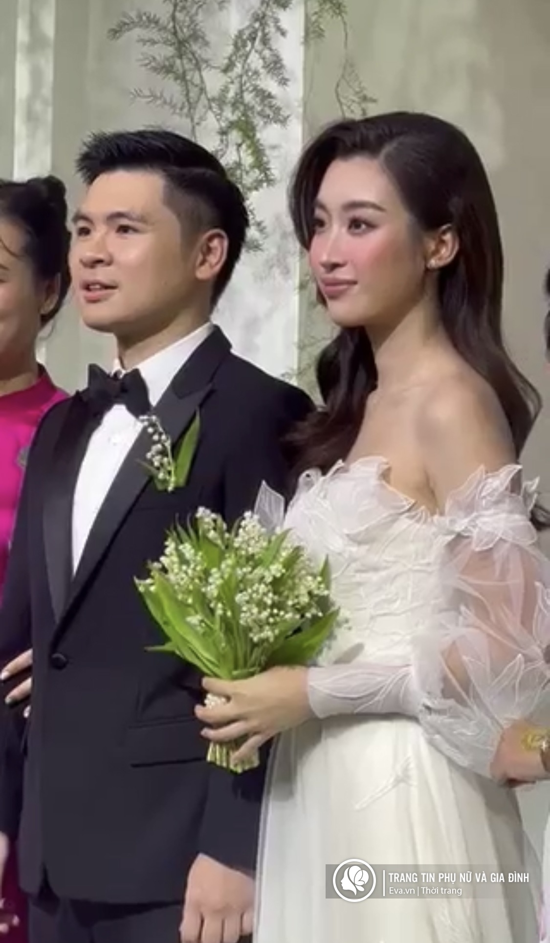 Đỗ Mỹ Linh xuất hiện rạng ngời bên chú rể Đỗ Vinh Quang, cô dâu đẹp nhất Hà Nội đây rồi! - 1