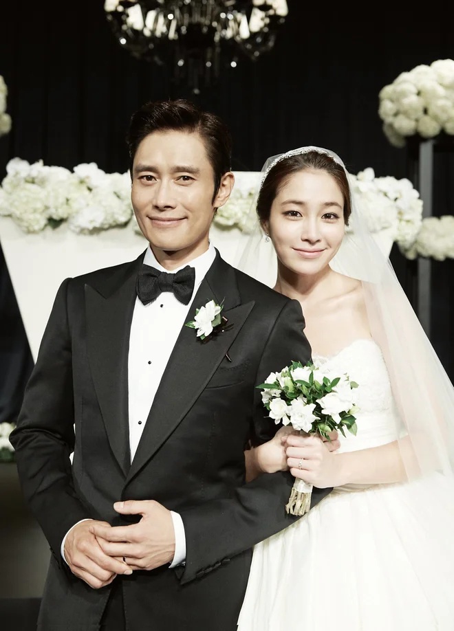 Lee Byung Hun và Lee Min Jung kết hôn năm 2013.