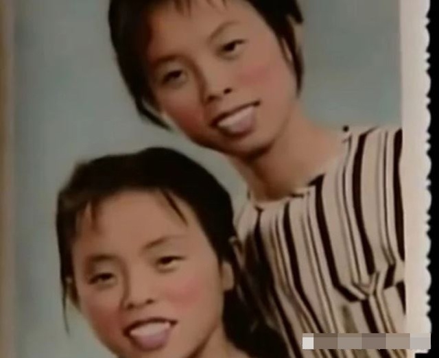 Đôi bạn thân giống nhau như sinh đôi, chơi với nhau suốt 34 năm mới bàng hoàng khi xét nghiệm ADN - 2