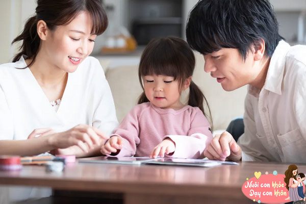 Trẻ có IQ cao ngang thiên tài sẽ có 4 biểu hiện amp;#34;kỳ lạamp;#34; trước 5 tuổi - 9