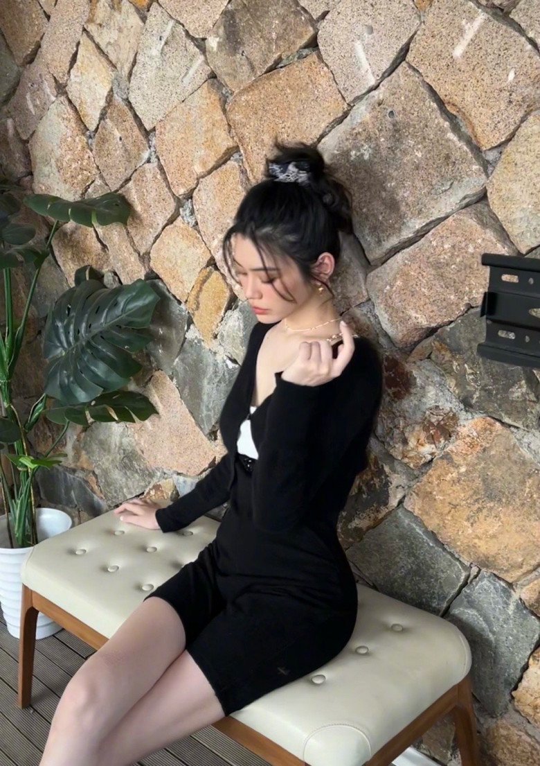 Dừng làm mẫu nội y, con dâu amp;#34;trùm sòng bạcamp;#34; làm mẹ 2 con mặc chẳng thua gái trẻ, mua hàng hiệu như amp;#34;hàng lôamp;#34; - 3