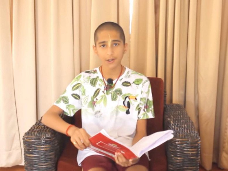 Thần đồng tiên tri Ấn Độ dự đoán về 20 năm tới, nhiều người có thể không có đồ ăn - 1