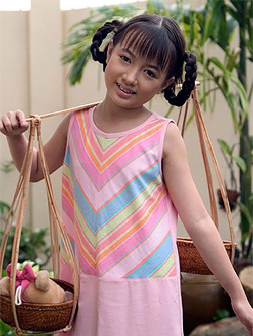 amp;#34;Béamp;#34; Xuân Nghi, Phương Mỹ Chi trổ mã phổng phao, Xuân Mai làm mẹ 3 con khi mới 24 tuổi - 9