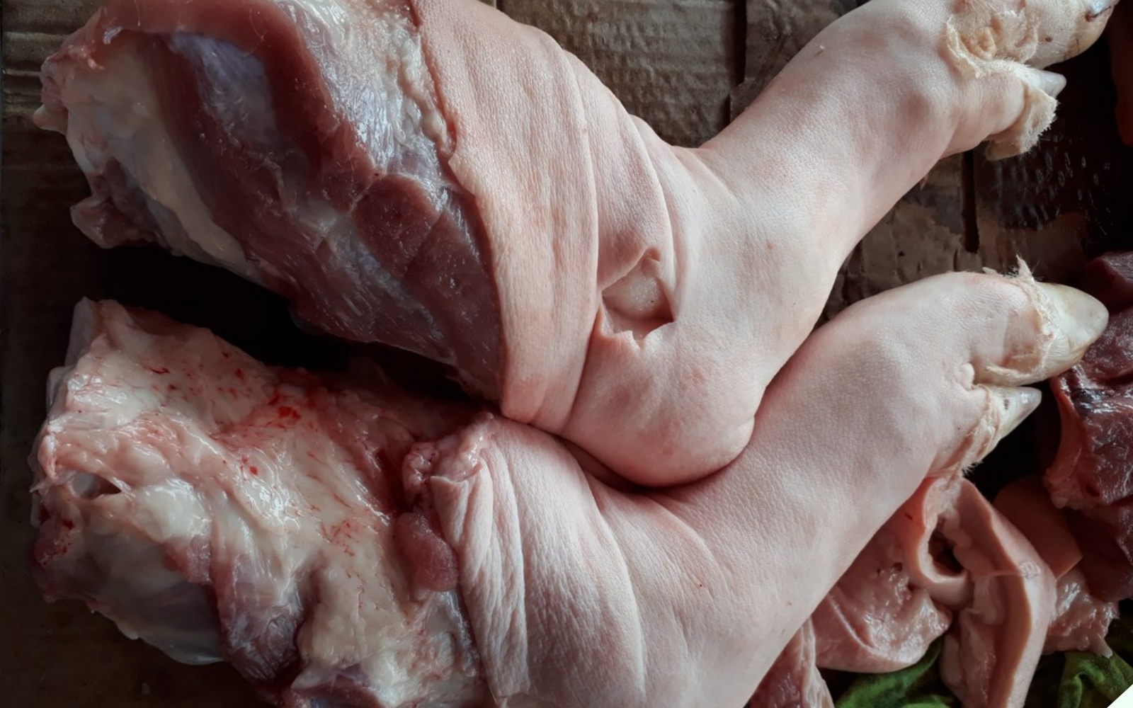 Khi mua thịt lợn cứ nhìn vào 3 điểm này là biết thịt “sạch” hay “bẩn”, nhớ kỹ để không bị thiệt - 6