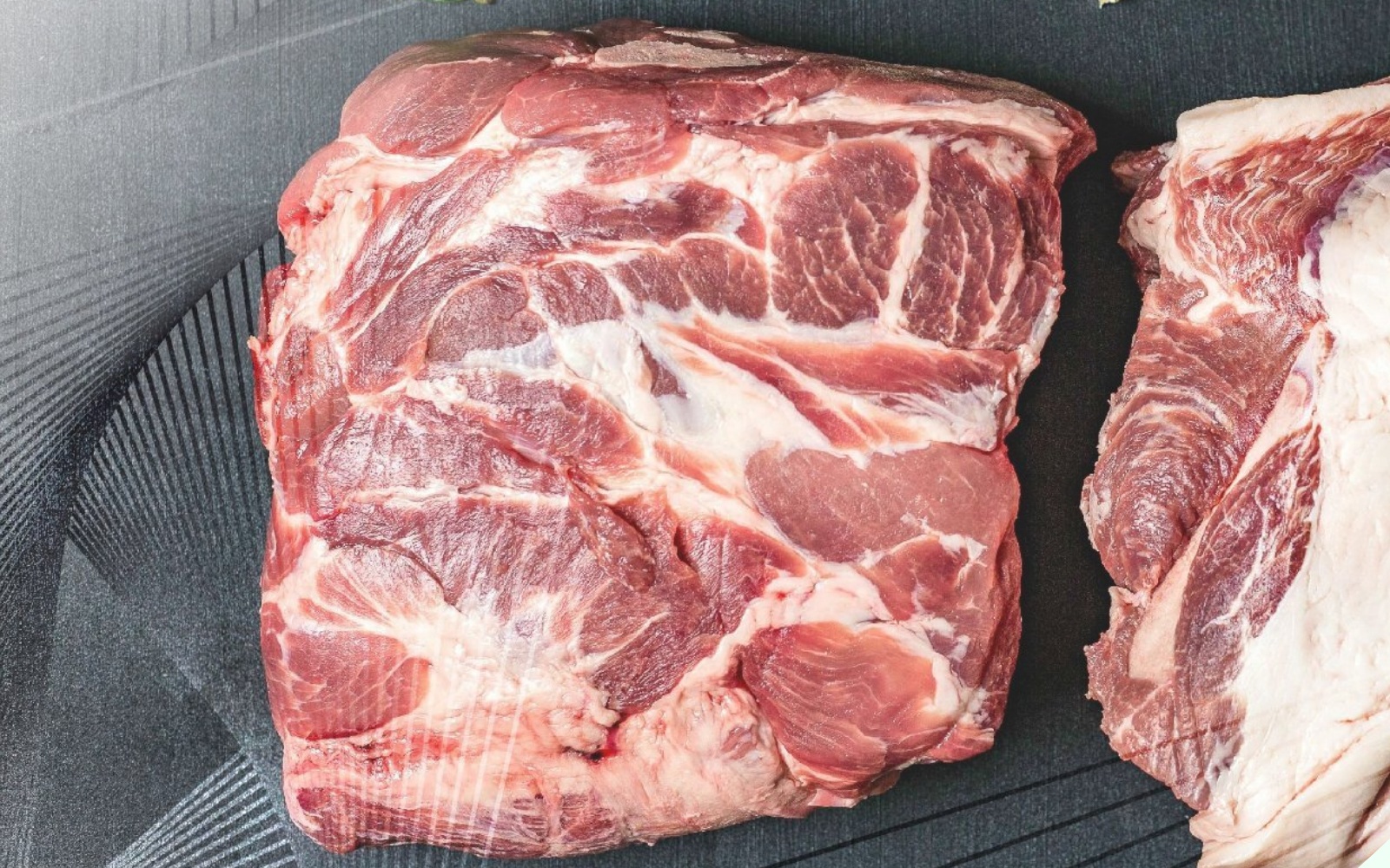 Khi mua thịt lợn cứ nhìn vào 3 điểm này là biết thịt “sạch” hay “bẩn”, nhớ kỹ để không bị thiệt - 5