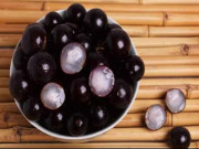 Tiêu dùng - Loại quả độc đáo nhìn giống hệt trân châu đen có gì hot mà được nhiều người tìm mua đến vậy?