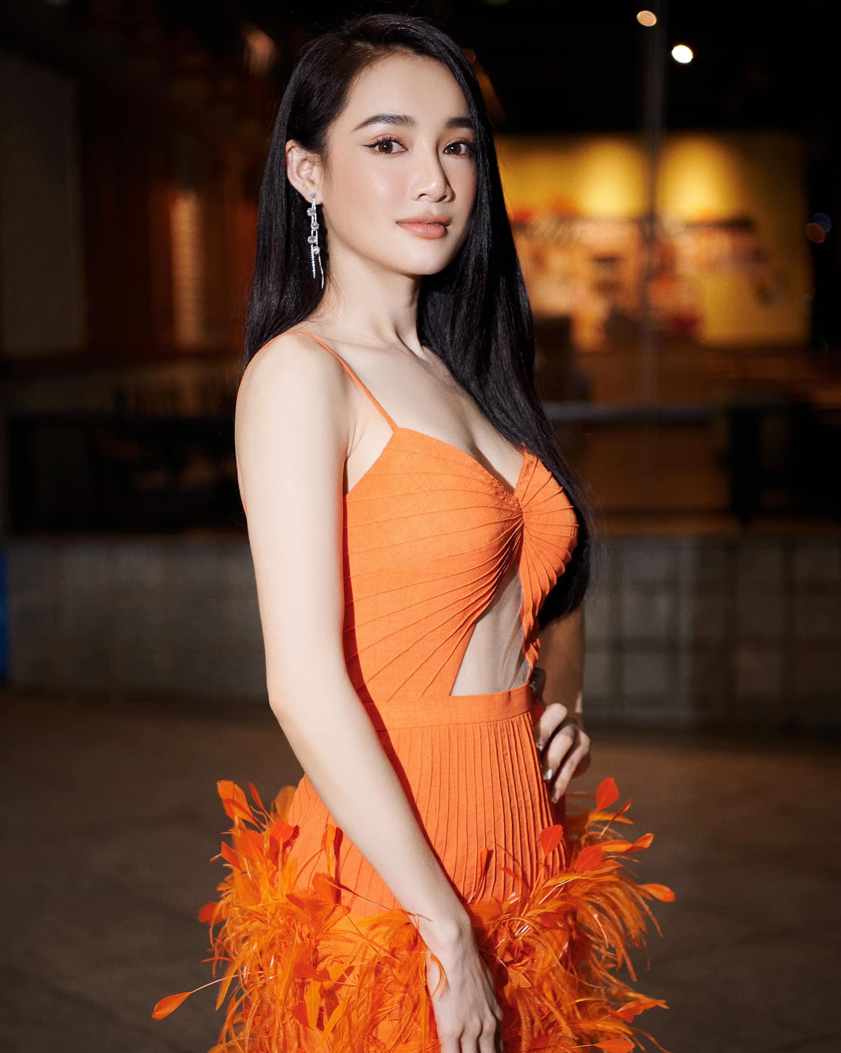 Thời gian gần đây, vóc dáng của bà xã Trường Giang đã khởi sắc hơn. Cơ thể cô dần có da có thịt hơn trước.