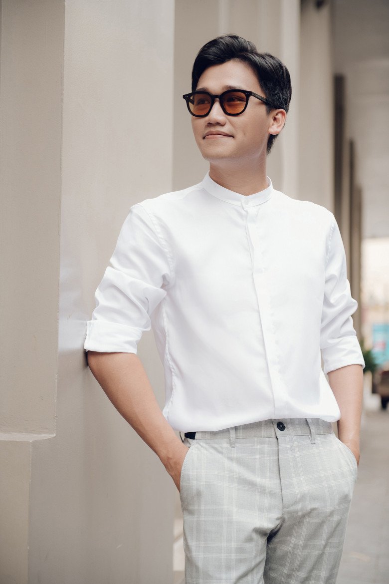 Đã có những lúc Mr Cần-Trô muốn bỏ nghề bởi nhiều khó khăn cản bước, nhưng anh được người thầy của mình động viên theo đuổi đam mê.