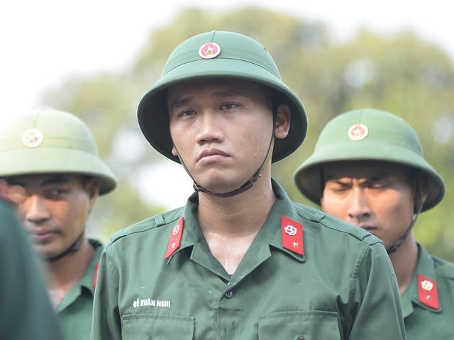 Nam nghệ sĩ từng muốn về quê làm việc tay chân giờ là diễn viên xuất sắc nhất, giấu kín bạn gái - 7