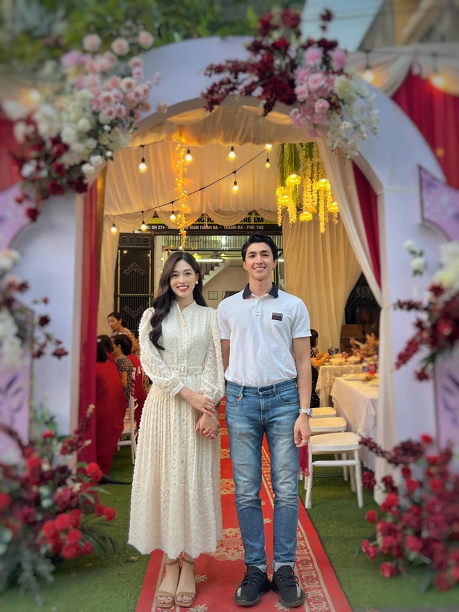 Image hình ảnh hình ảnh hình ảnh hình ảnh hình ảnh hình ảnh hình ảnh Bà Nga - Hình ảnh đầu tiên trong đám cưới Bình An - Phương Nga ở quê, chú ...