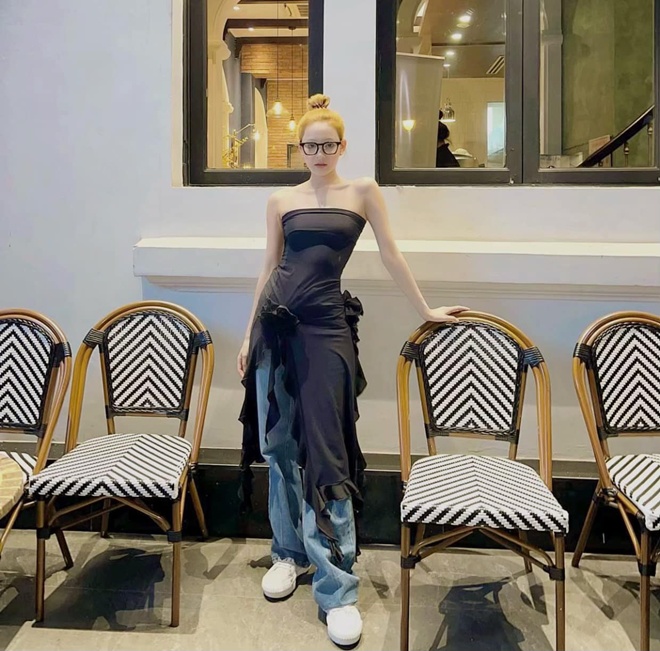 Hiền Hồ đăng ảnh mới lên trang cá nhân, liền nhận nhiều bình luận chê bai của khán giả.