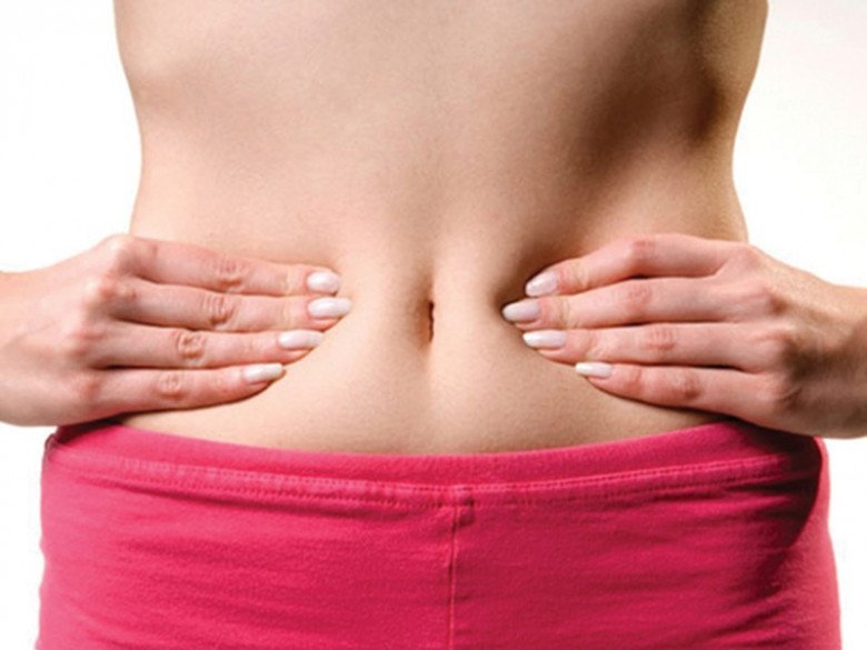 Nhiều mẹ bỉm và chị em văn phòng rất dễ bị béo bụng và đùi.