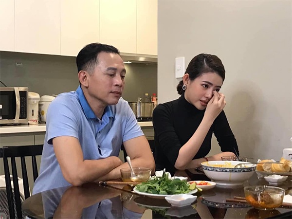 Chân dung con gái đẹp khiến diễn viên Hữu Tiến phải amp;#34;nhốtamp;#34; trong nhà, tự tay nấu ăn, mua quần áo cho con - 7