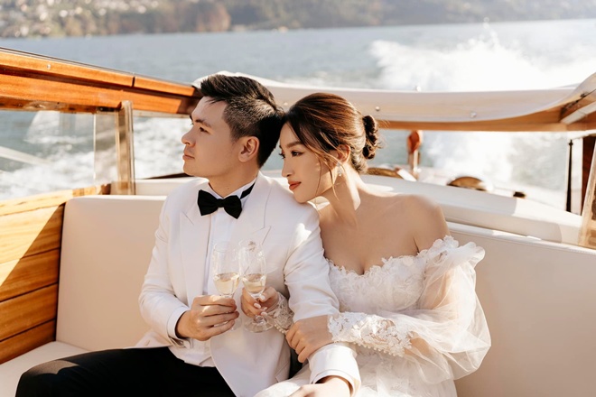 Anh chồng Đỗ Mỹ Linh từng nhiều lần bị nhận nhầm là em trai bởi cái tên na ná nhau và gương mặt có nhiều nét tương đồng.