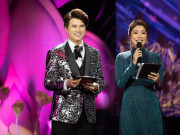 Sao Việt - Vũ Mạnh Cường gặp sự cố đau đớn vẫn nỗ lực hoàn thành tốt vai trò MC