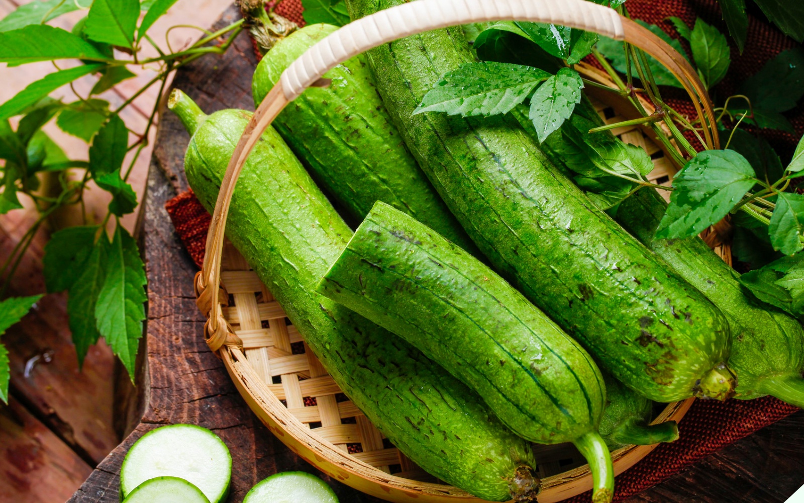 Loại quả là “nhân sâm của người nghèo” xào chung với trứng gà vừa bổ não lại đẹp da, chỉ 15.000Đ được đĩa đầy ắp - 1