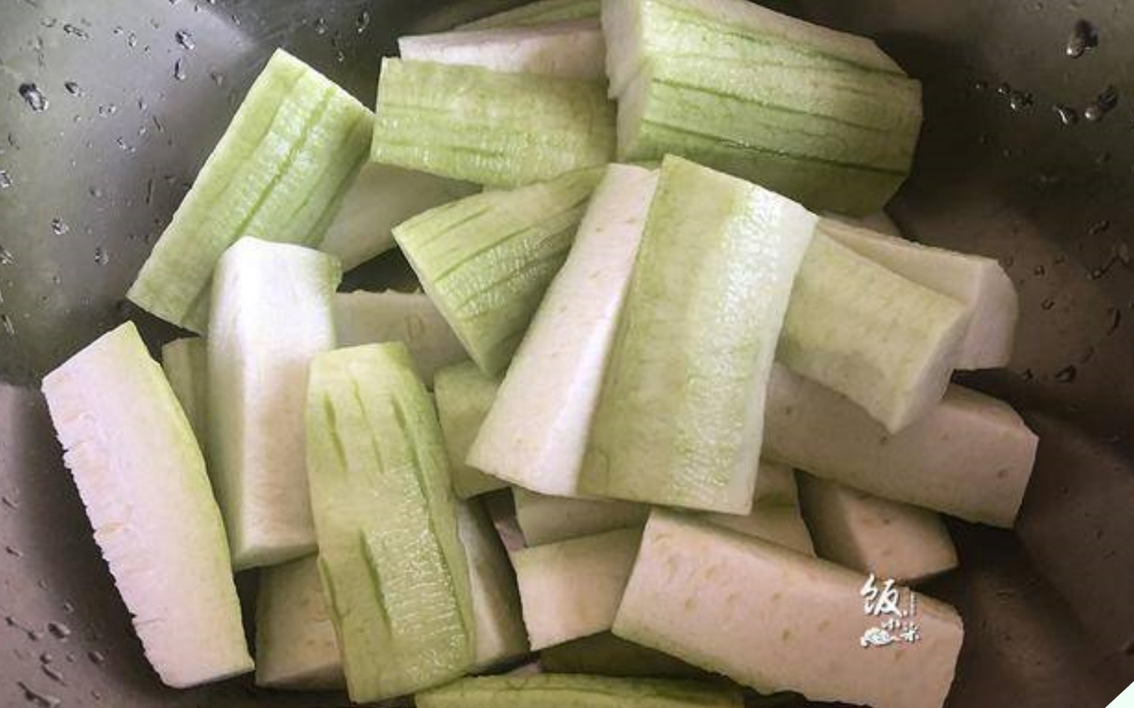 Loại quả là “nhân sâm của người nghèo” xào chung với trứng gà vừa bổ não lại đẹp da, chỉ 15.000Đ được đĩa đầy ắp - 4