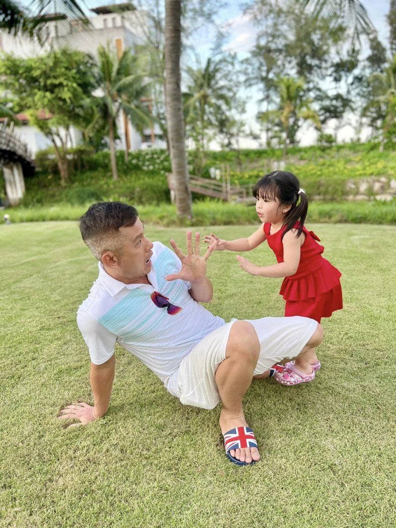 3 nàng Hậu Hà Kiều Anh, Đặng Thu Thảo, Jennifer Phạm cùng sinh con gái, đứa trẻ càng lớn càng xinh, được nuôi dạy khéo - 20