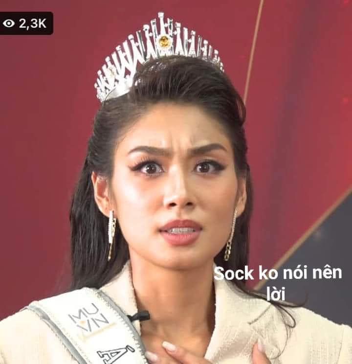 den-hoa-hau-noi-tieng-khi-chup-can-mat-cung-co-lo-chan-long-to-mat-bong-dau-nhu-nguoi-thuong-290587211_580711383623462_5877278048009965677_n_0a-1667806992-435-width720height744.jpg