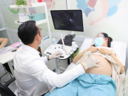 Vợ chồng miền Tây đón 2 con chào đời phải bán nhà phố mua nhà quê và cuộc gọi tự thú với bác sĩ hiếm muộn