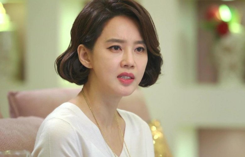 Chị dâu cậy được mẹ chồng chiều cứ nằm mãi trong phòng. (Ảnh minh họa)
