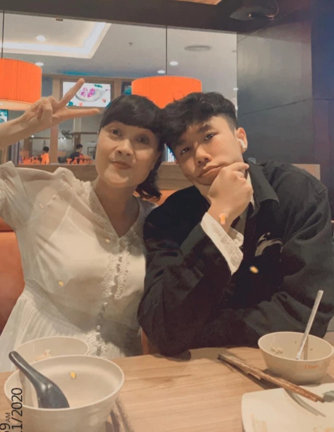 View - Từng trổ mã điển trai như hot boy, giờ con trai Vân Dung trông quá khác lạ, ai nhìn cũng giật mình