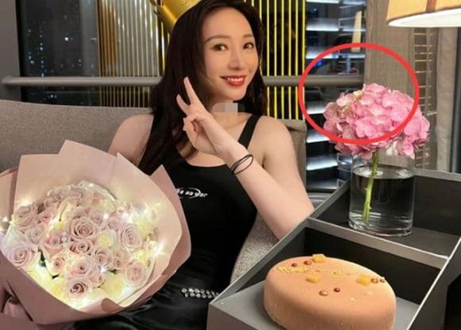 Nhân vật chụp hình cho Liễu Nham được cho là bạn trai của nữ diễn viên.